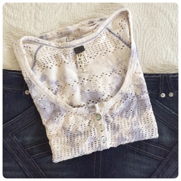Free People distressed tee, XS - Picture 1 of 5